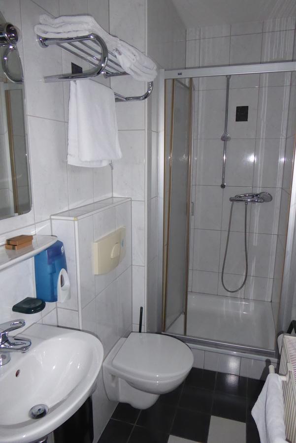Hotel Ring Park Бухен Экстерьер фото